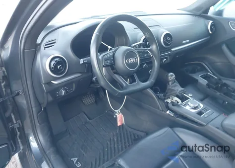 2018 Audi A3 2.0T Premium/2.0T Tech Premium z USA, uszkodzony, nr VIN WAUJ8GFF9J1004333